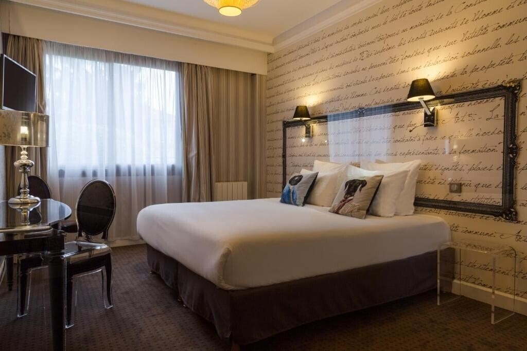 Фотография Albert 1er Rueil-Malmaison 4*