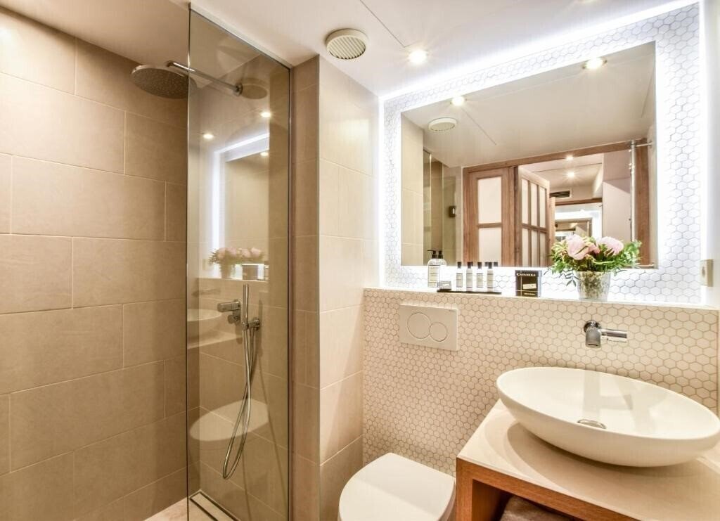 Фотография Hotel Victoire & Germain 4*