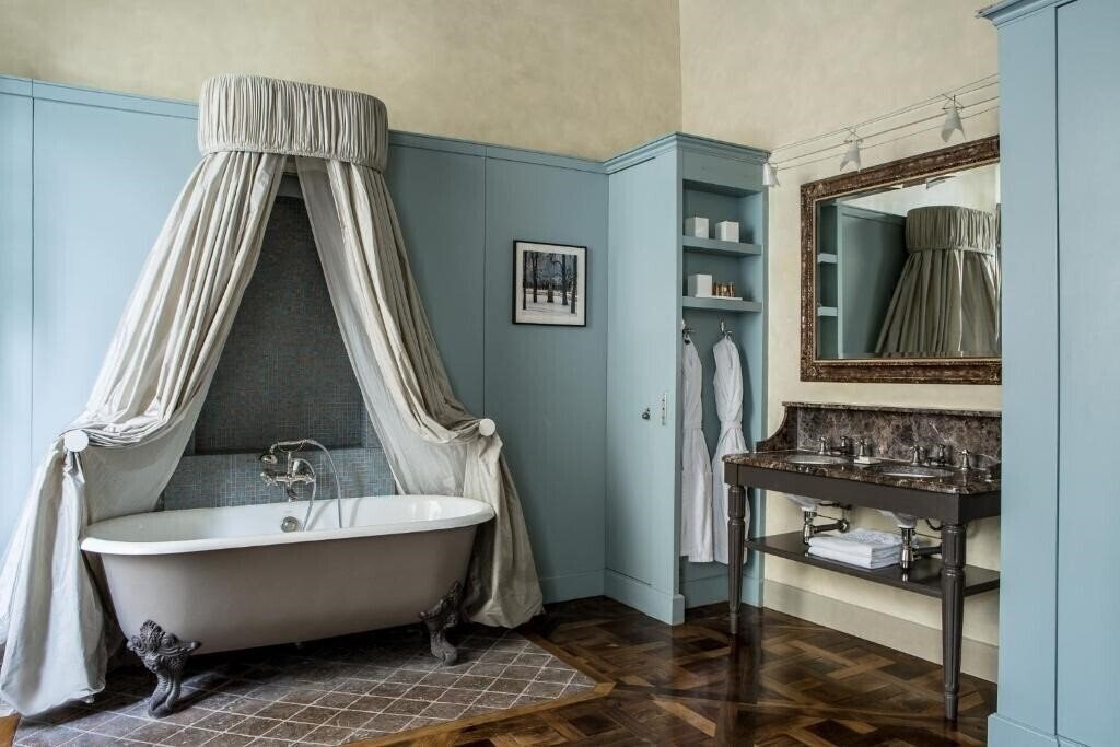 Фотография Des Saints Peres - Esprit De France 4*