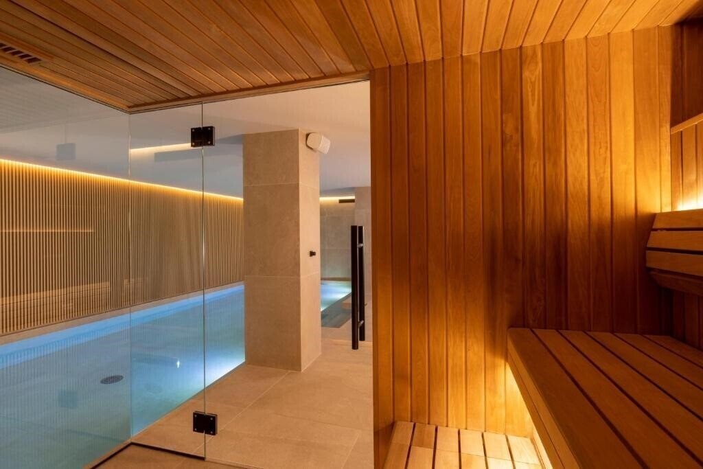 Отель Hotel Este 4*