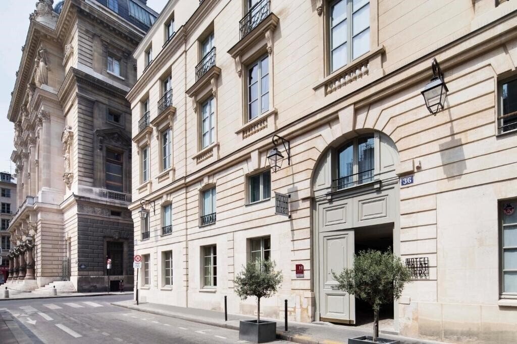Отель Hotel Saint-Marc 4*