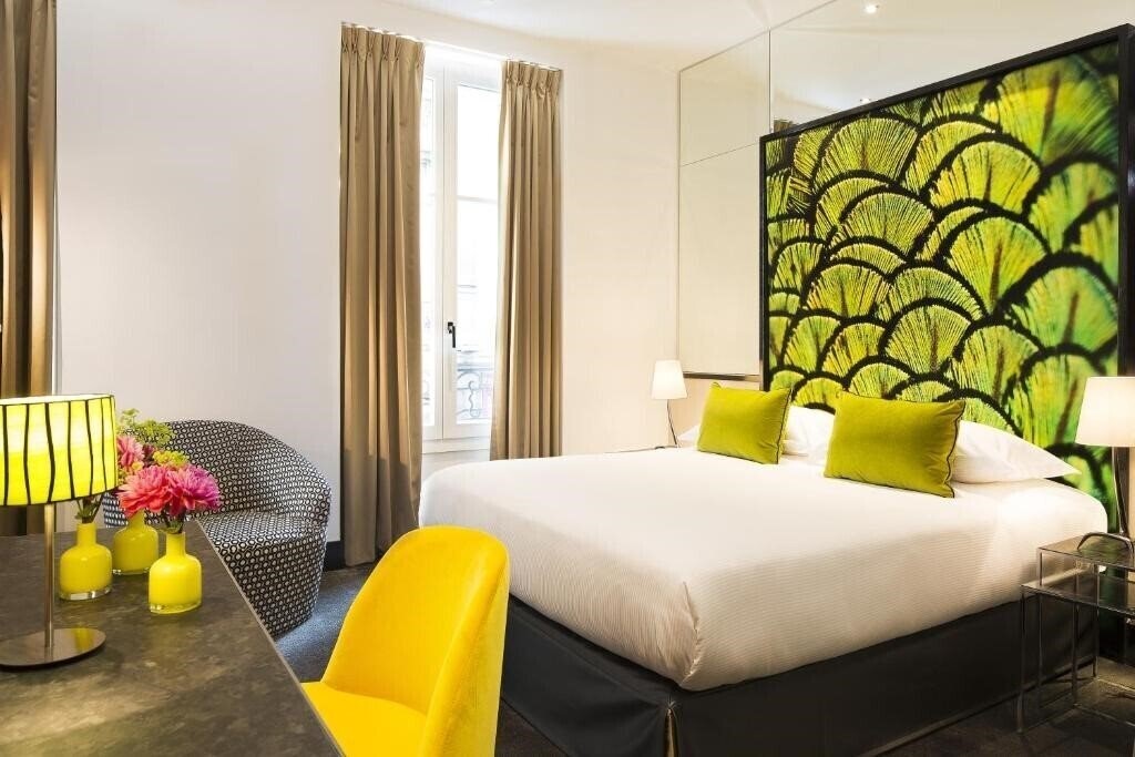Отель Hotel De Seze Paris 4*