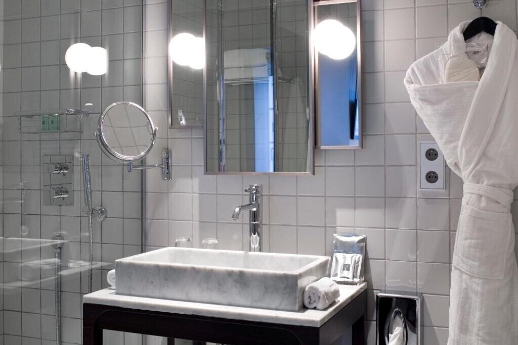 Картинка Hotel Saint Dominique 4*