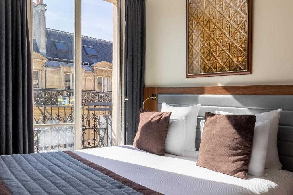 Картинка Hotel Mayflower Opera 4*