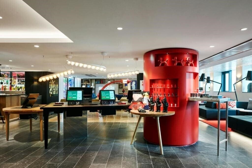 Картинка Citizenm Paris Champs-Elysees 4*