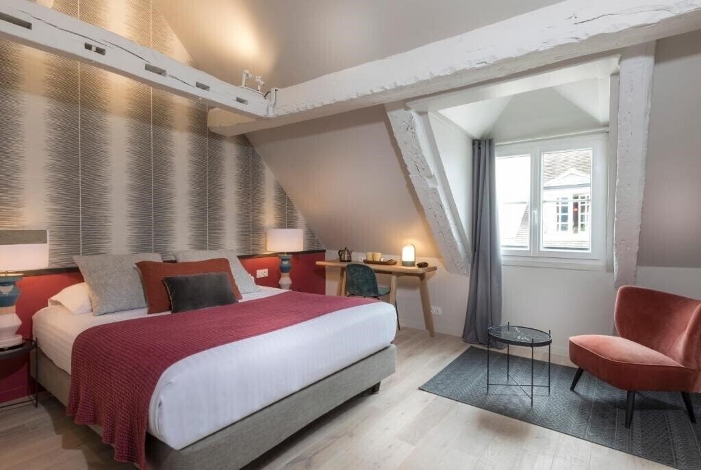 Фото Jeanne D'arc Le Marais 3*