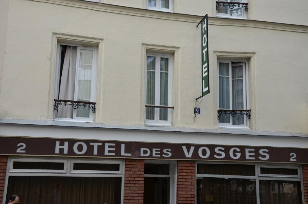 Готель Hotel Des Vosges 2*