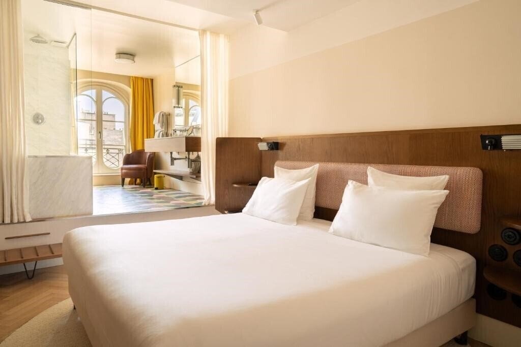 Отель Hotel Du Sentier 4*