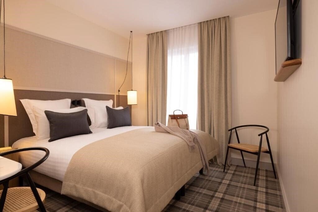 Фото Toujours Paris 4*