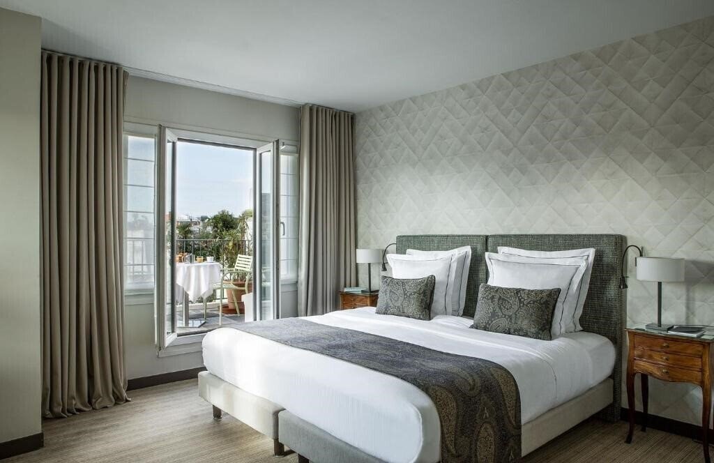 Фото Hotel Parc Saint Severin 4*