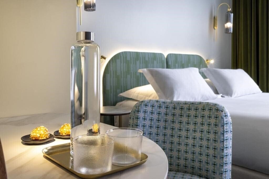 Фотография Hotel L de Lutece 4*