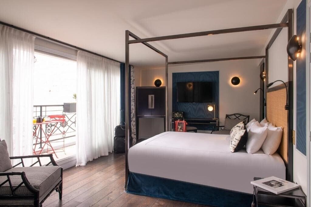 Картинка Mom'Art Hotel 4*