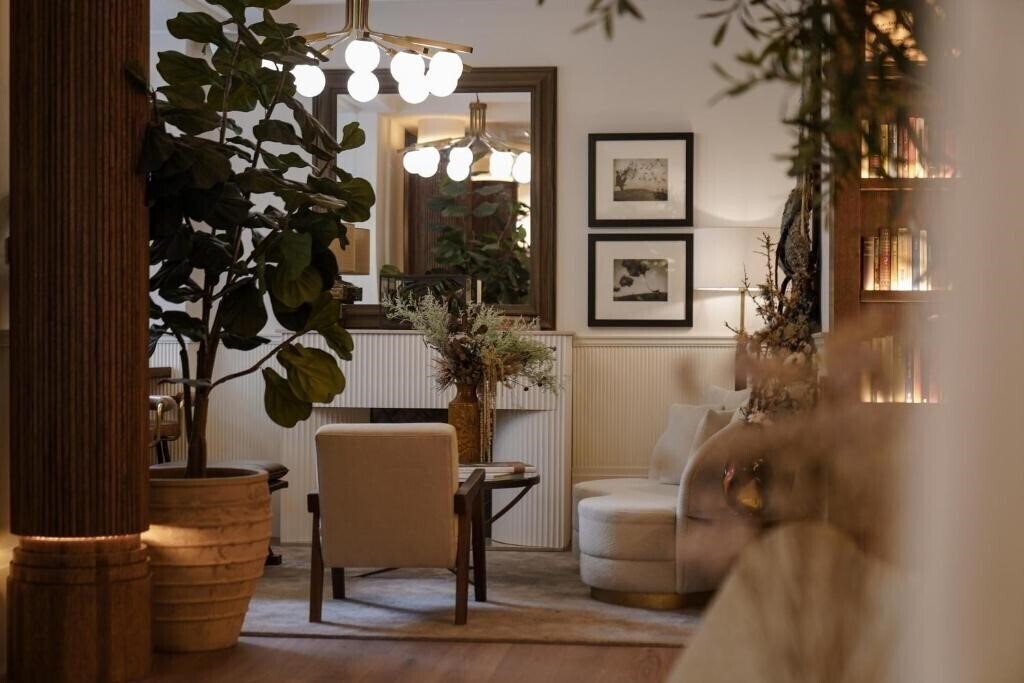 Отель Hotel Pulitzer Paris 4*