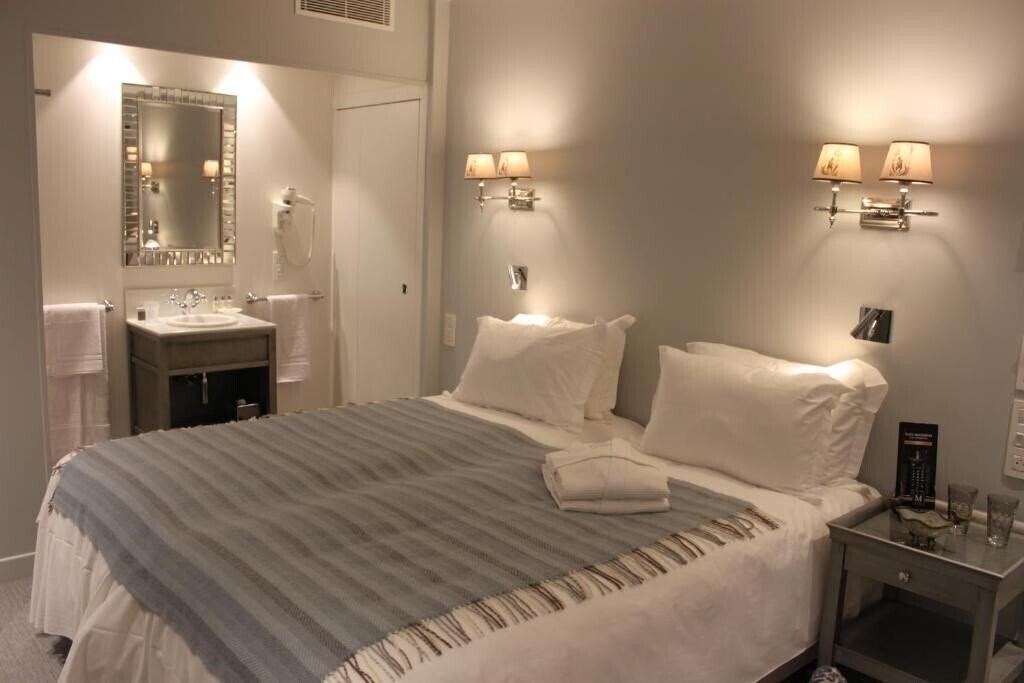 Картинка My Home In Paris 4*