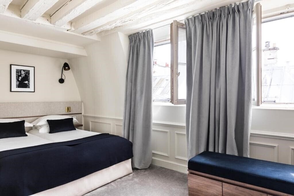 Фото Hotel Verneuil 4*