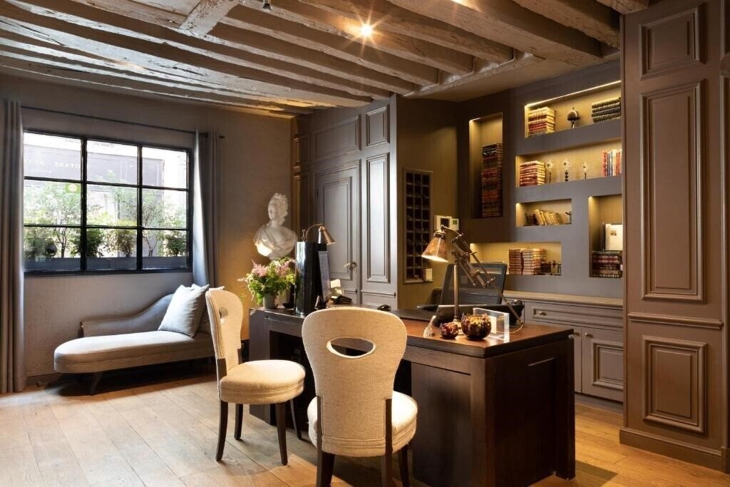 Фотография Hotel Verneuil 4*