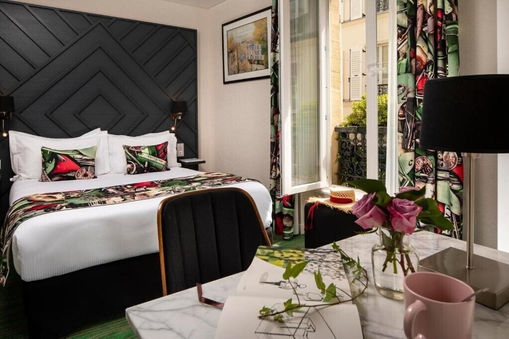 Фотография Hotel Des Arts Montmartre 4*