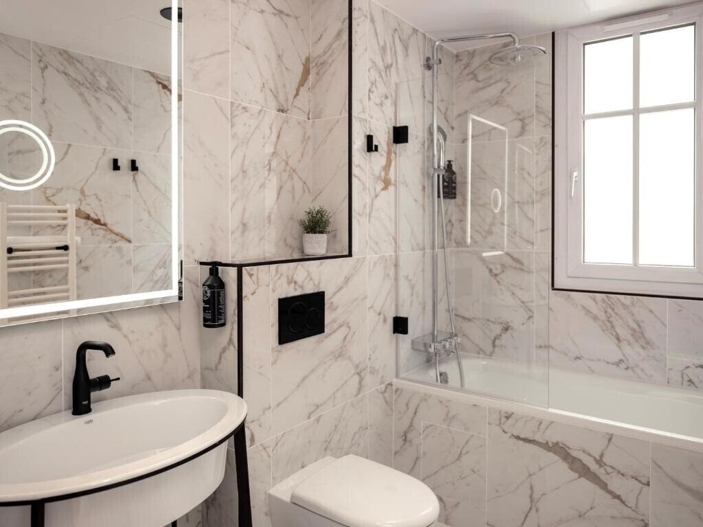 Изображение Solly Hotel Paris 4*