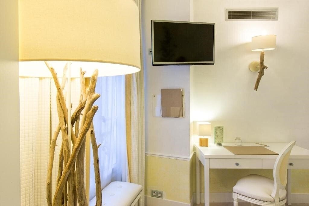 Картинка Hotel Eiffel Trocadero 4*