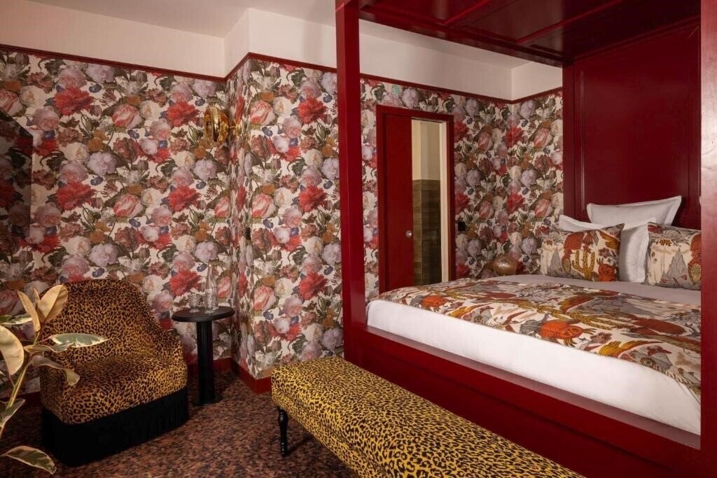 Фото Hotel Ginette A La Folie & SPA 4*