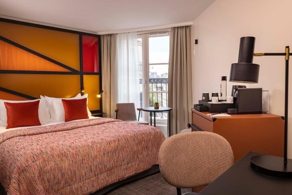 Фото Le 12 Hotel 4*