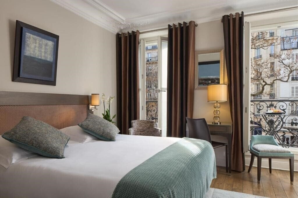 Готель Regence Etoile 4*