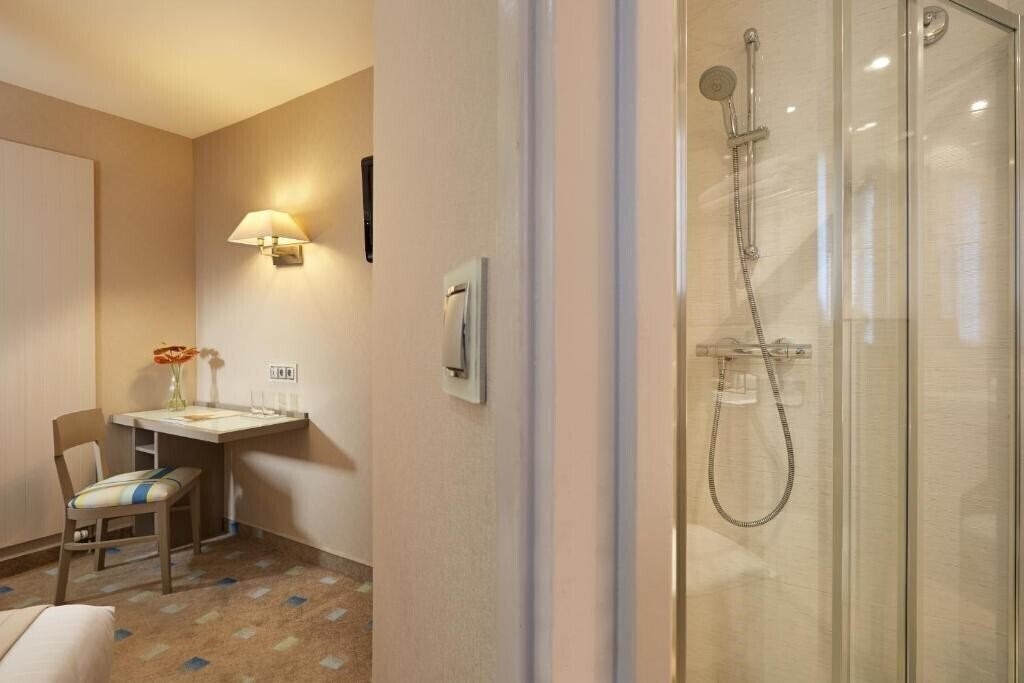 Фотография Alize Grenelle Tour Eiffel 3*