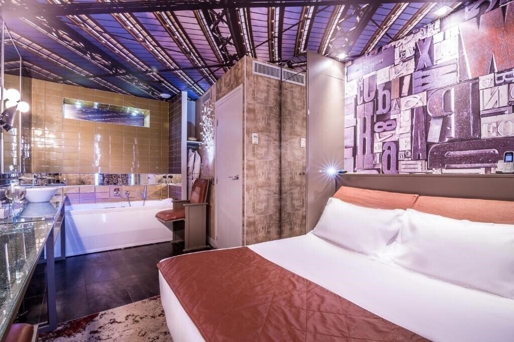 Фото Apostrophe Hotel 3*