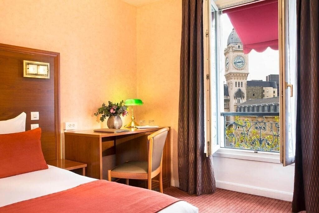 Изображение Hotel Terminus Lyon 3*