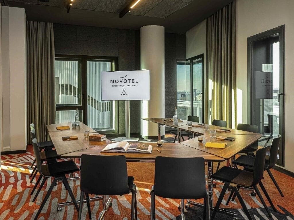 Картинка Novotel Paris Porte de Versailles 4*