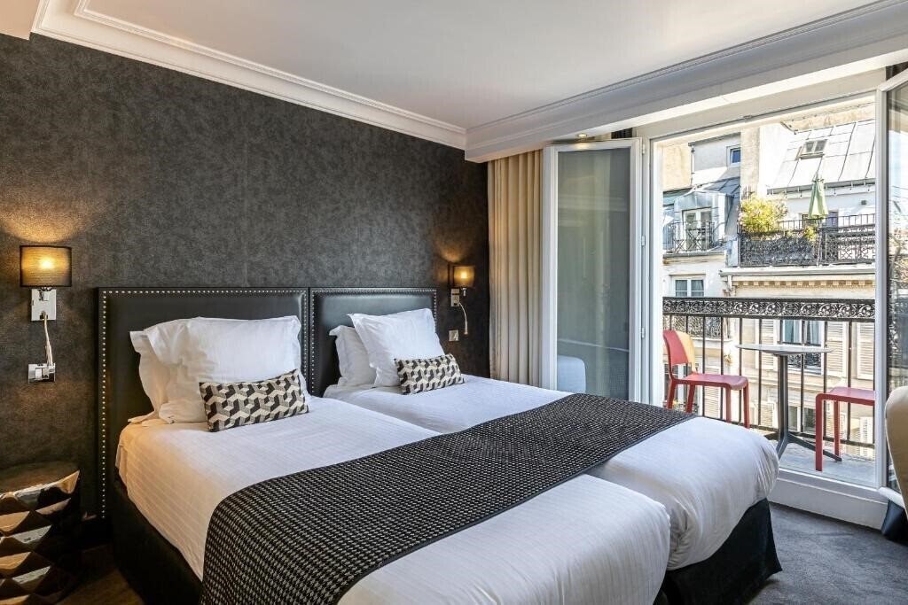 Отель Hotel Diva Opera 3*