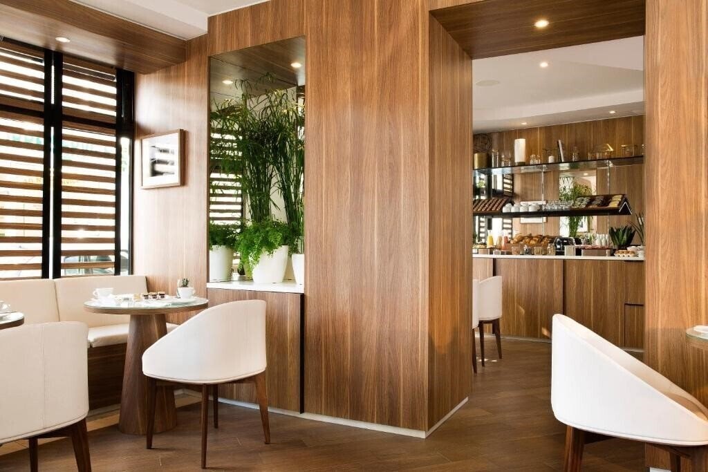 Картинка Hotel Eiffel Turenne 3*