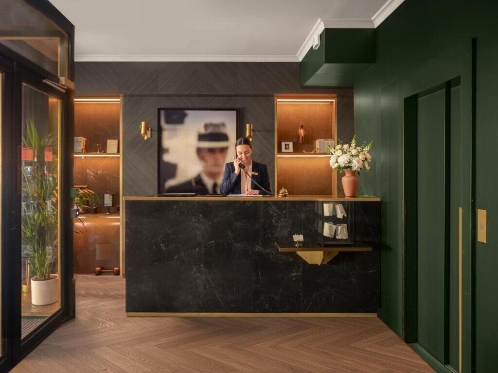 Изображение Handsome Hotel 3*