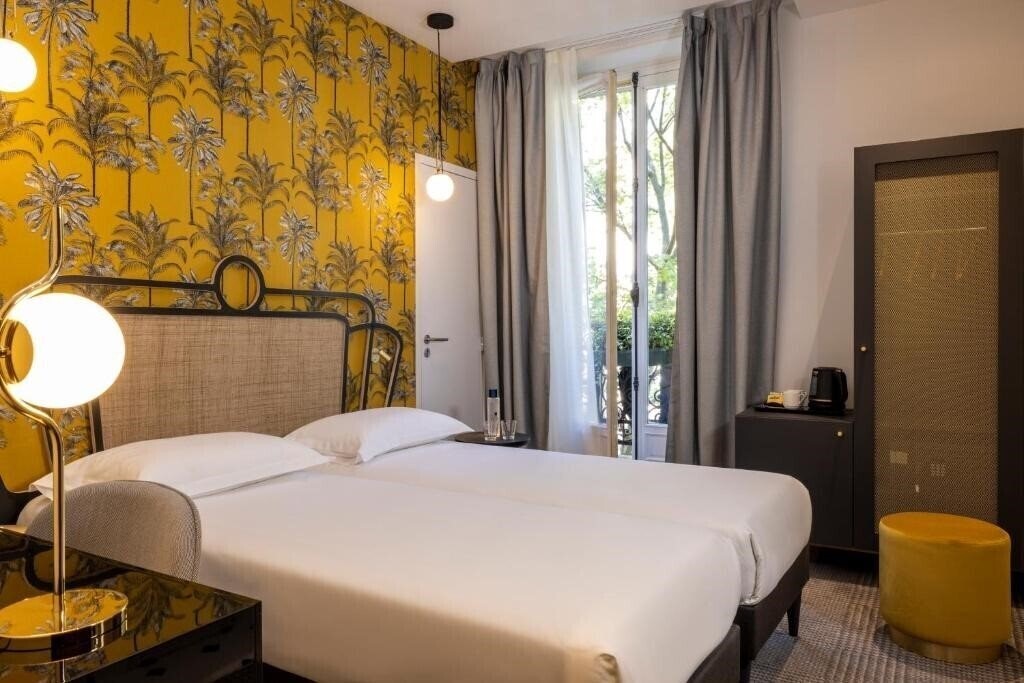 Отель Hotel de Suez 3*