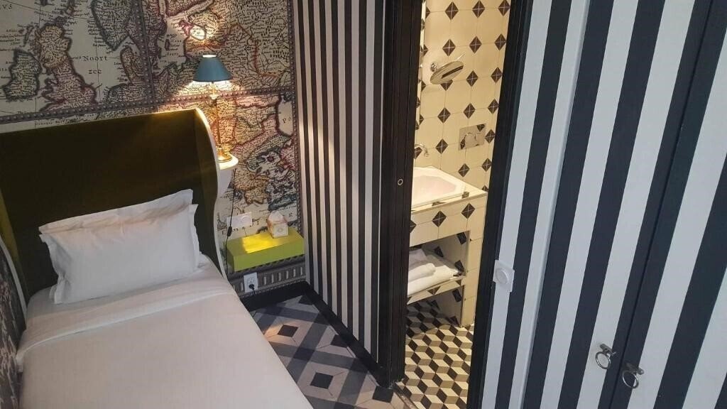 Картинка Hotel du Continent 3*
