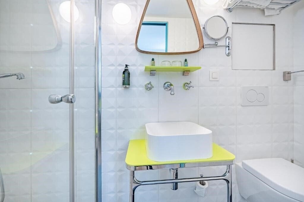 Картинка Hotel Crayon Rouge 3*