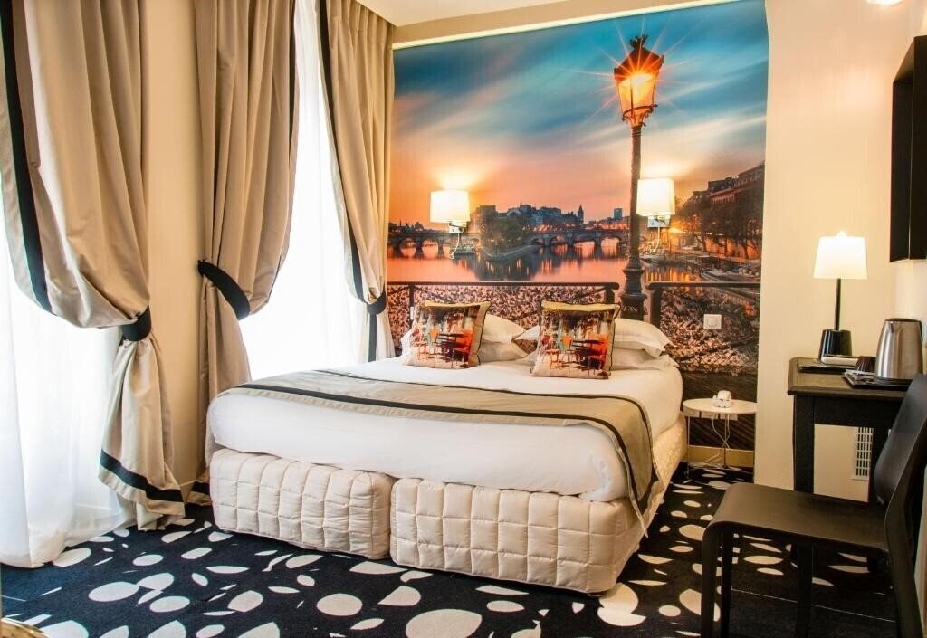 Готель Hotel Ile de France Opera 3*