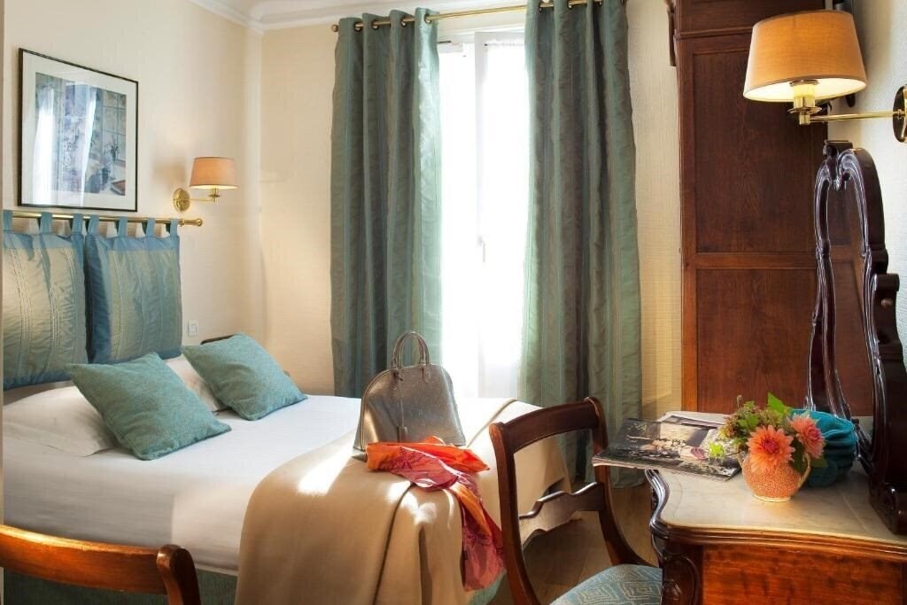 Фото New Orient Hotel 3*