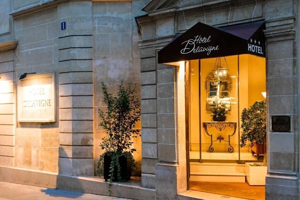 Отель Hotel Delavigne 3*