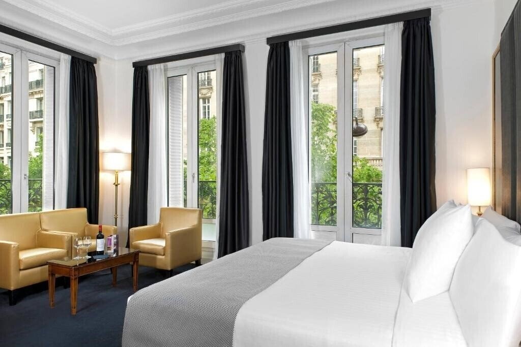 Фотографія Melia Paris Champs Elysees 4*