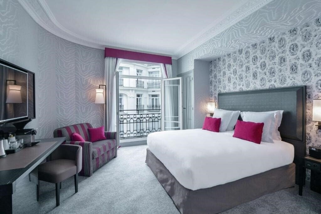 Фото Maison Astor Paris, Curio Collection by Hilton 4*