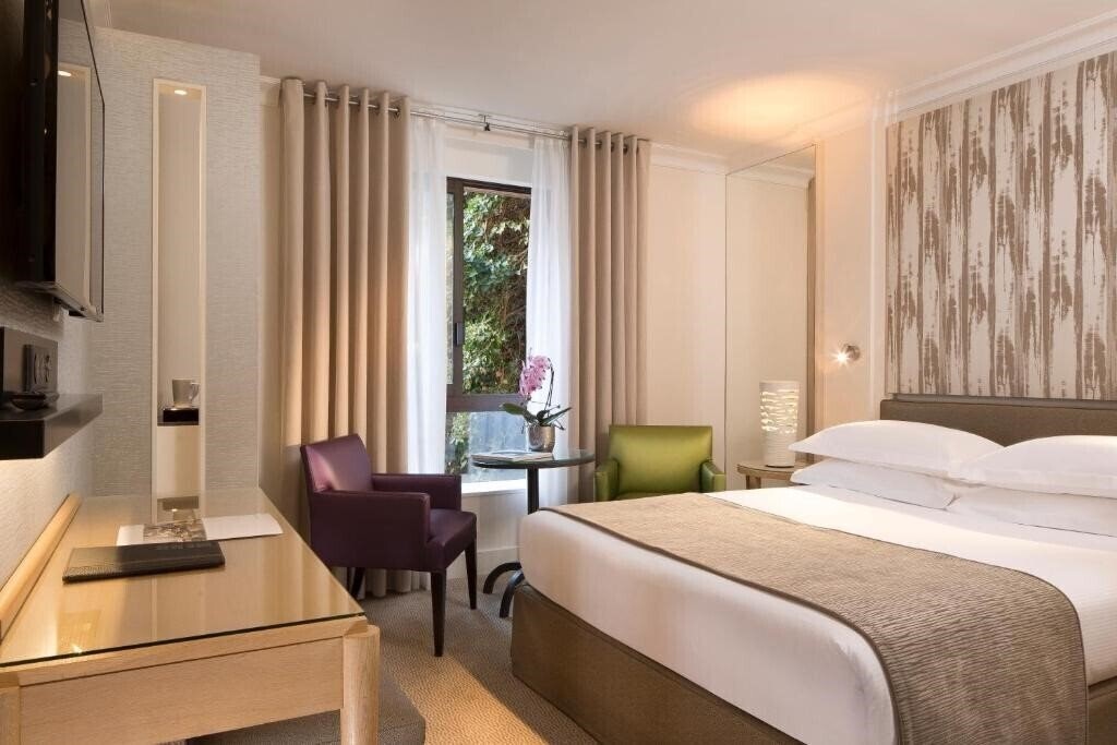 Фото Garden Elysee 4*