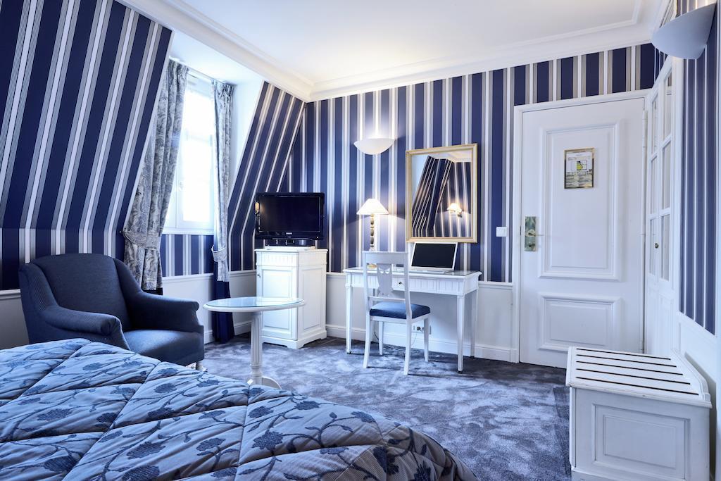 Готель Golden Tulip Washington Opera 4*