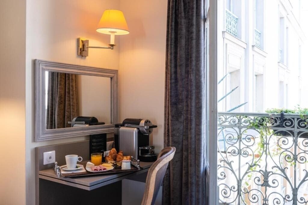 Картинка Aston Hotel 3*