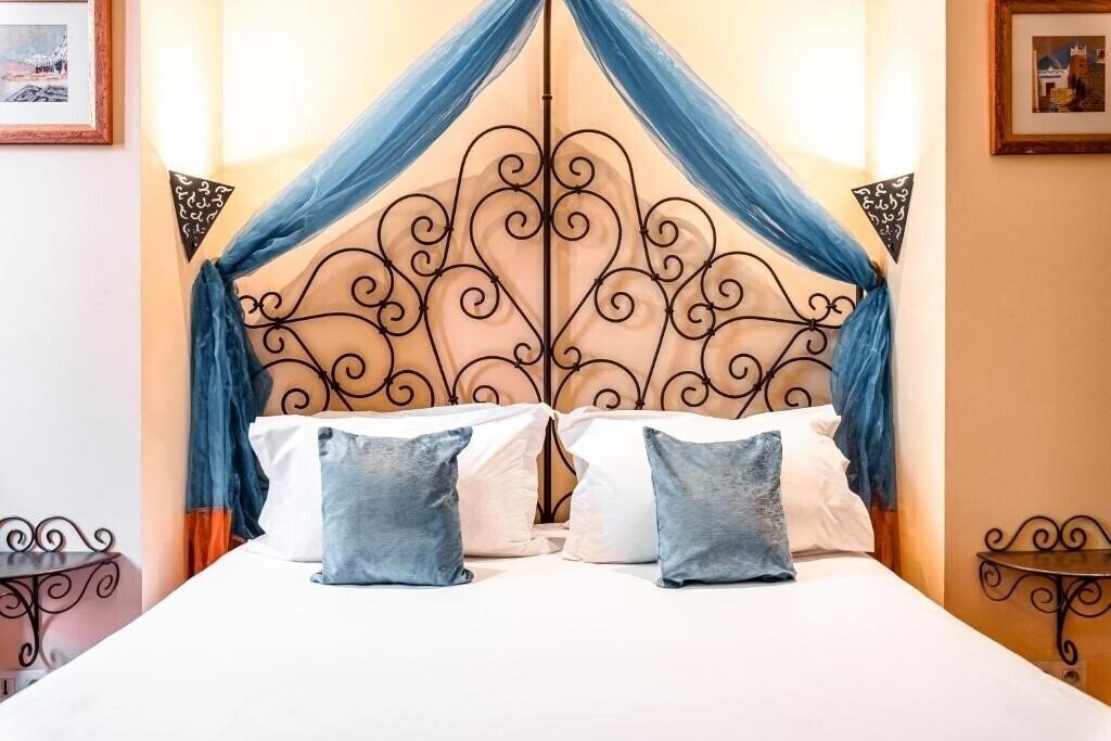 Фото Villa Royale Montsouris 3*