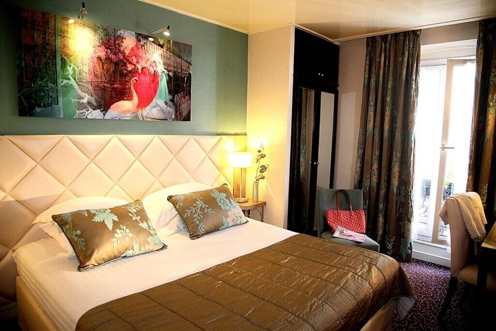 Готель Anjou La Fayette 3*