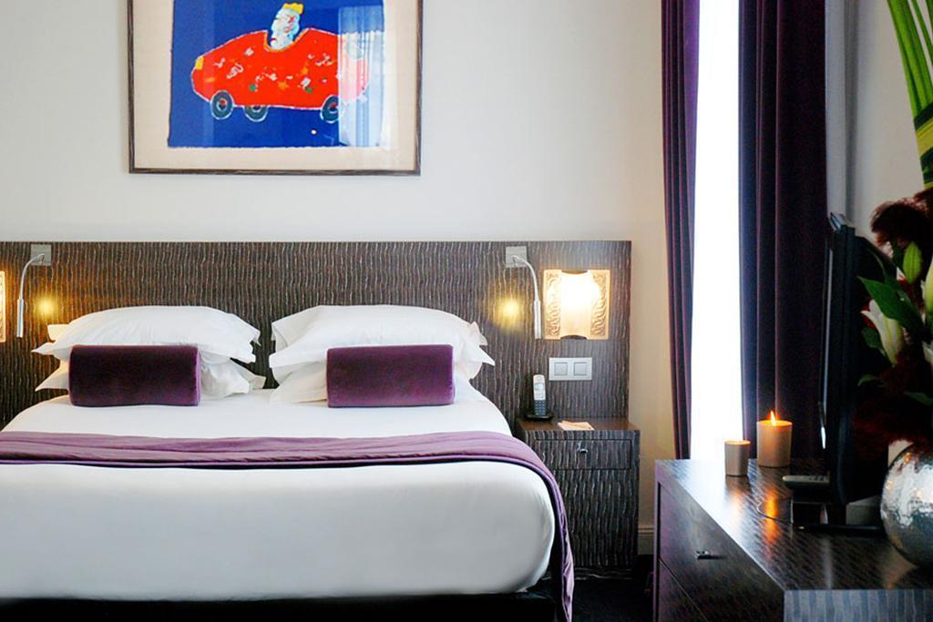 Отель Waldorf Madeleine 4*