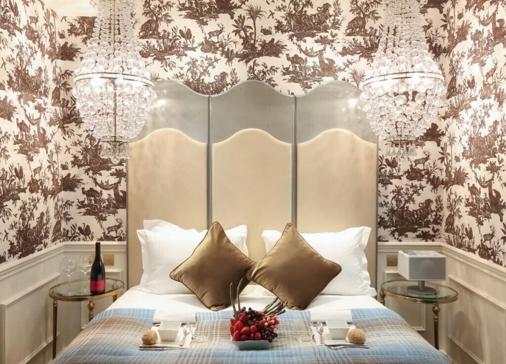 Готель Favart 3*