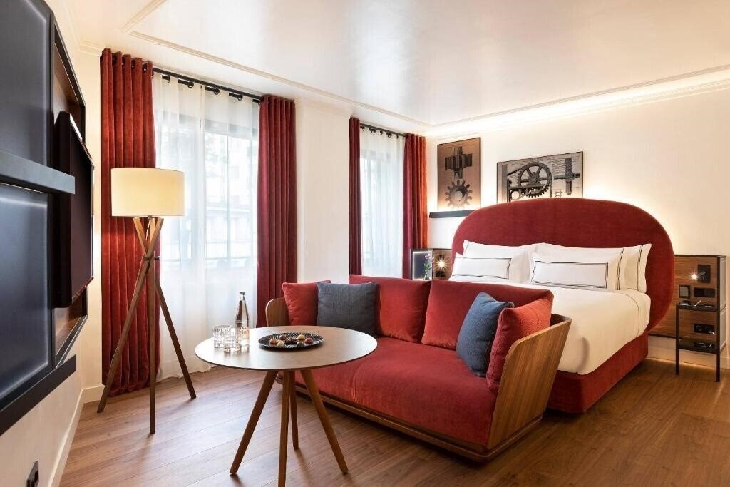 Отель Villa Marquis Melia Collection 4*