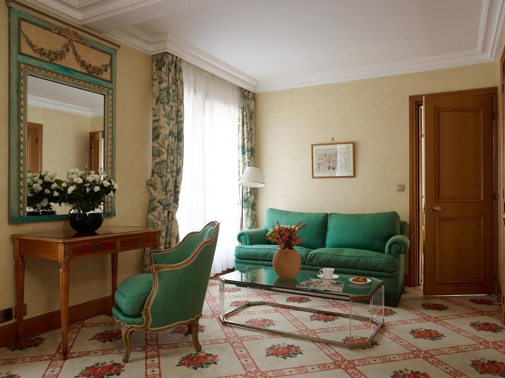 Зображення De Vigny 5*